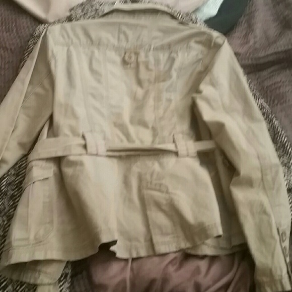 Jacket - Picture 4 of 4