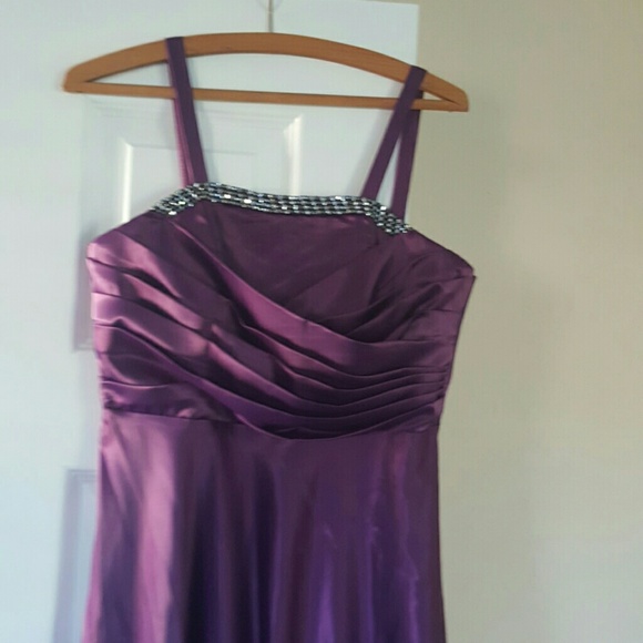 Engagement/ prom dress - Picture 2 of 4