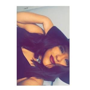 Meet your Posher, Suzanne