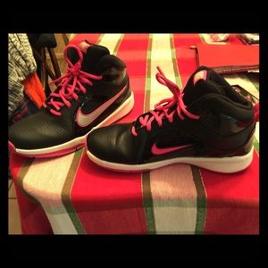 Nike black and pink sneakers