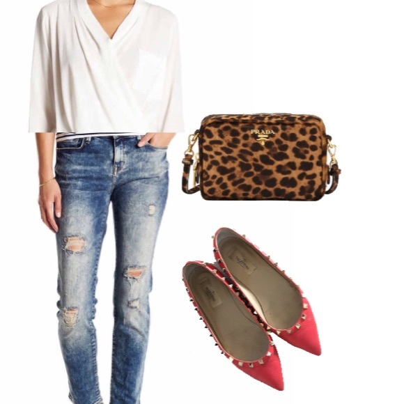 Valentino Shoes - 2017 SALE 🥂VALENTINO 💋 Rockstud Flats