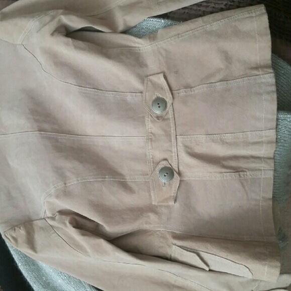 Blazer - Picture 2 of 3