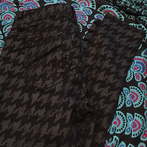Black Herringbone Jeggings!