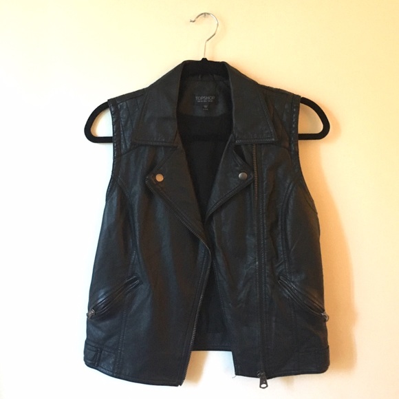 TOPSHOP Leather Moto Vest - US 6