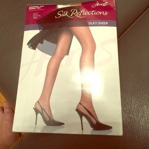 Silk reflections silky sheer control top