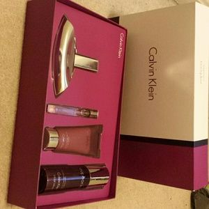 Ck Euphoria Perfume