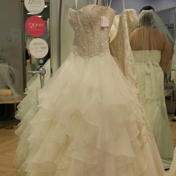 Oleg Cassini Wedding Dresses Ruffles
