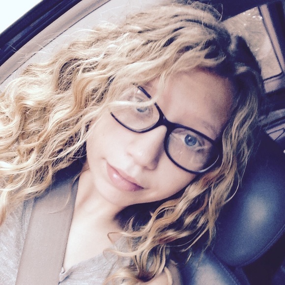 Meet your Posher, Kate - Picture 1 of 1