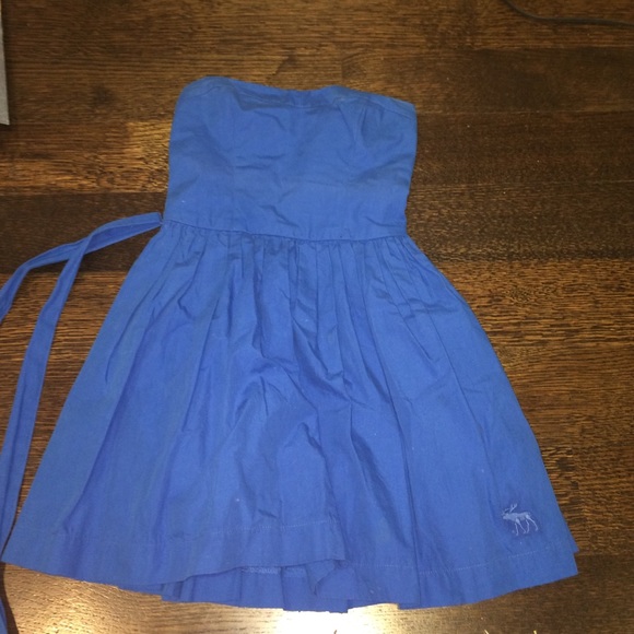 Blue Abercrombie strapless dress