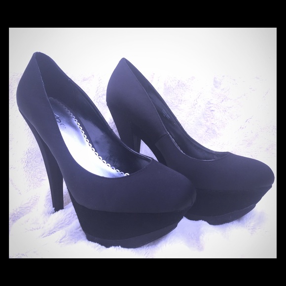 BEBE Platform heels