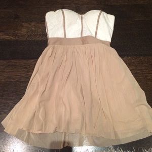 Strapless dress