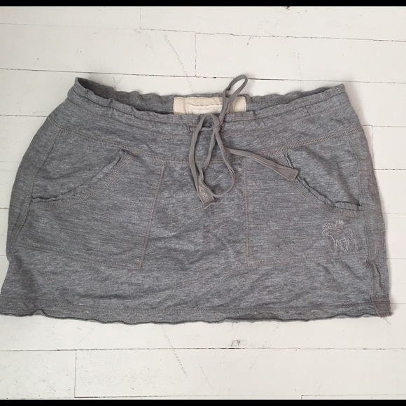 Abercrombie & Fitch Grey Jersey Skirt- Small