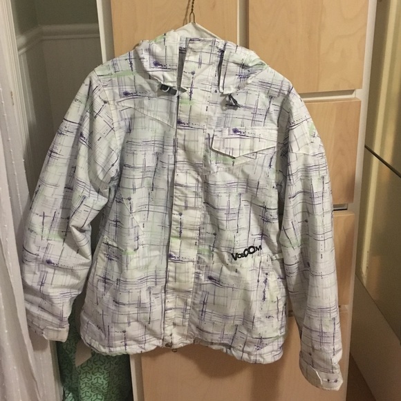 Volcom ski jacket and vest combo! - Picture 2 of 4