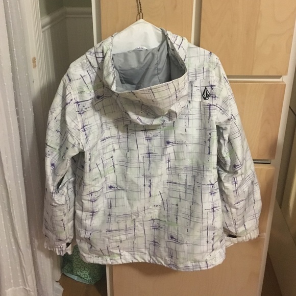 Volcom ski jacket and vest combo! - Picture 3 of 4