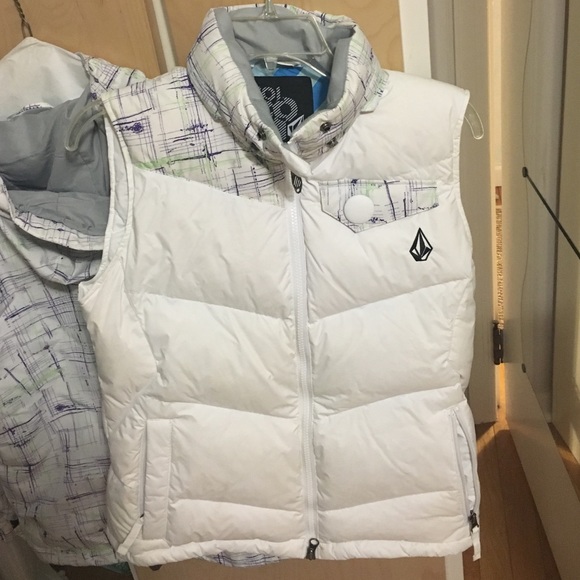 Volcom ski jacket and vest combo! - Picture 4 of 4
