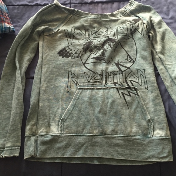 Thin light sweater