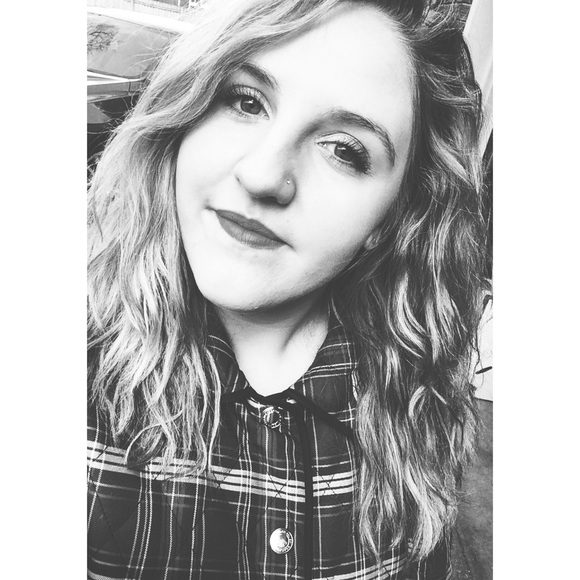 Meet your Posher, Jocelyn