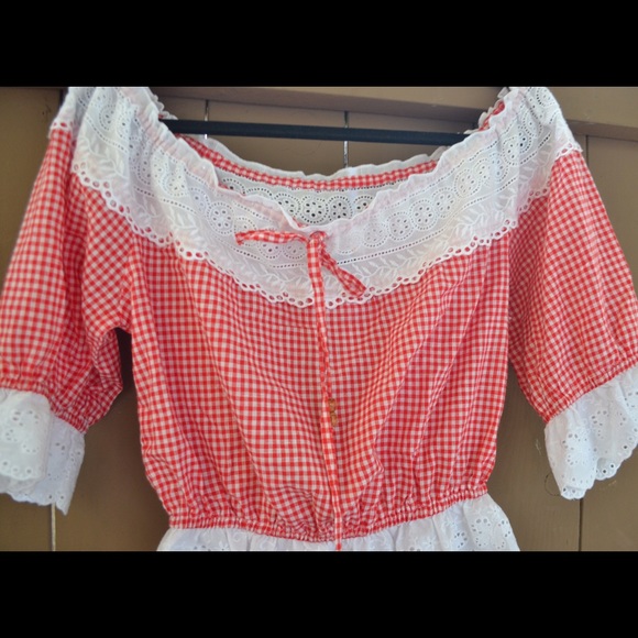 girly top