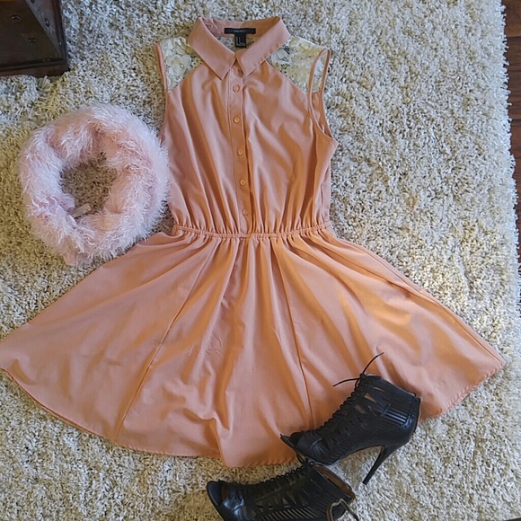 Forever 21 Dresses & Skirts - SALE🌟Peachy pink dress