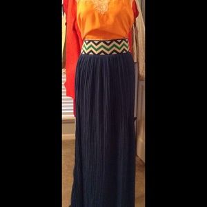 Lucy & Laurel Long Skirt