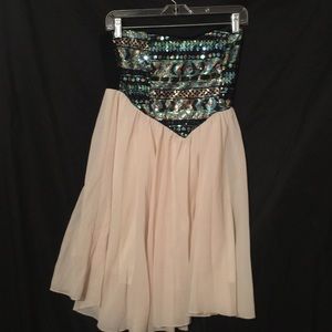 Formal short dress