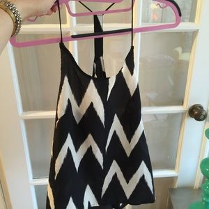 Chevron h&m top size 4 / small