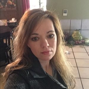 Meet your Posher, Traci