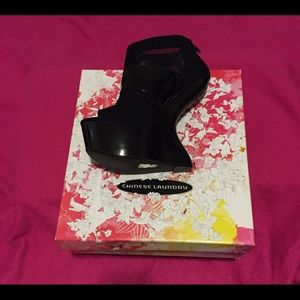 Chinese Laundry Heel less Platforms