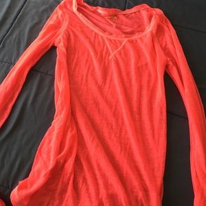 Sleeved hot pink tee