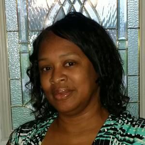 Meet your Posher, Dionne