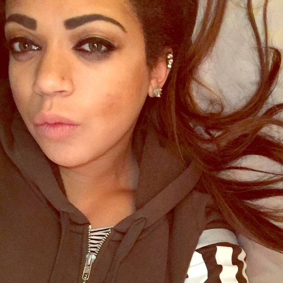 Meet The Seller - Picture 1 of 2