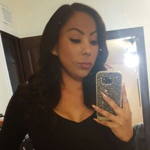 Meet your Posher, Eva