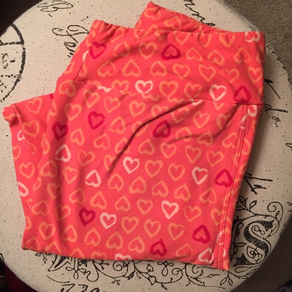 Lularoe O/S Valentine Leggings