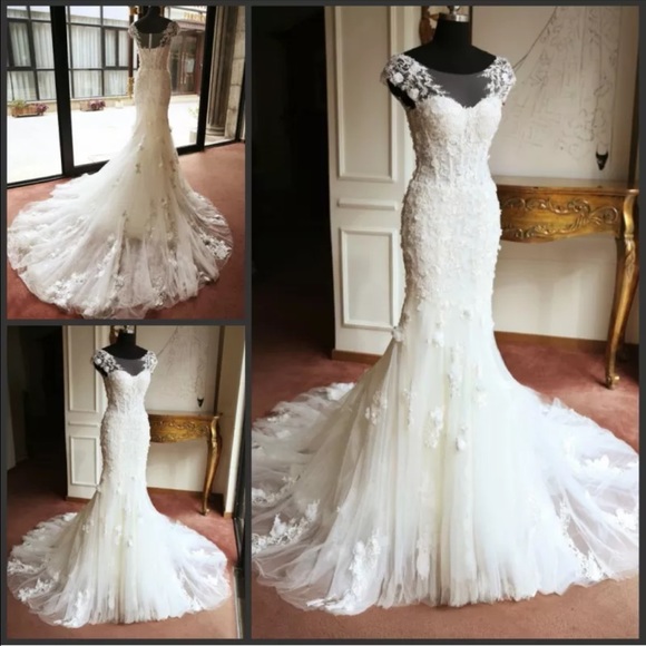 Dresses & Skirts - Pure white Lace fishtail wedding dress