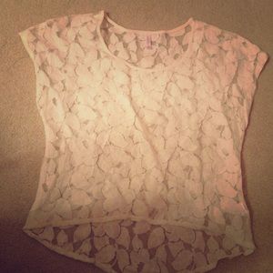 lace cap sleeved shirt