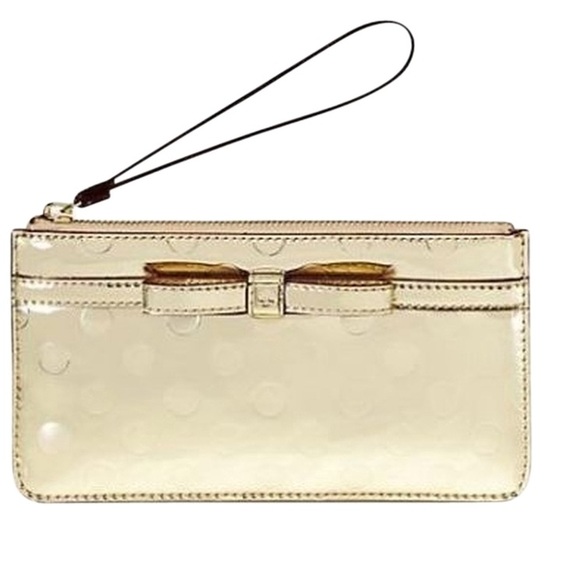 kate spade Handbags - NWT Kate Spade wristlet