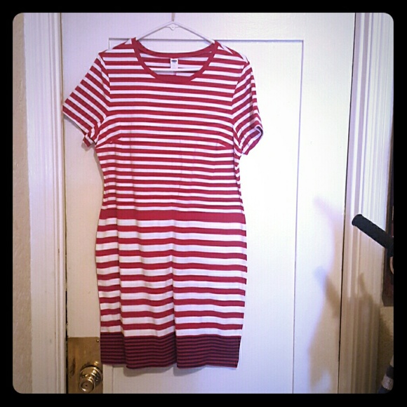 Old Navy Dresses & Skirts - Old Navy Dress cute and retro