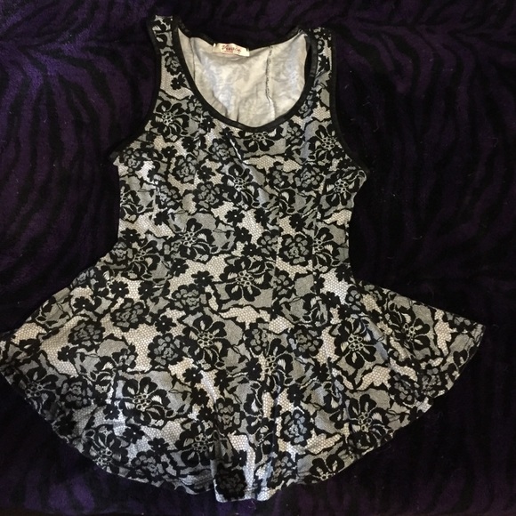Floral black and white shirt