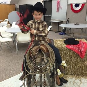 Meet your Posher, Felipe