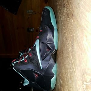 Lebron 11