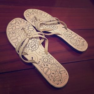 Henri Bendel Sandals