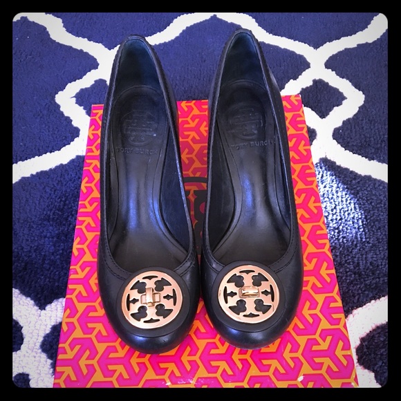 Tory Burch Selma Pumps, Size 5