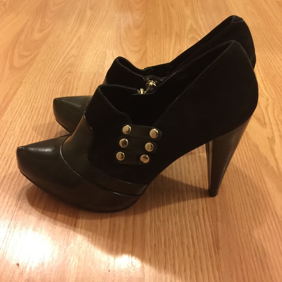 🌹BCBGirls Suede & Leather booties sz 8🌹 - Picture 3 of 4