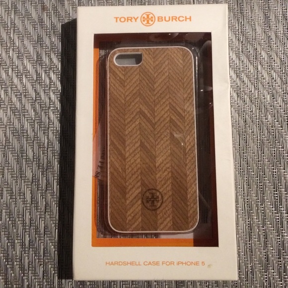 Tory Burch Accessories - iPhone case