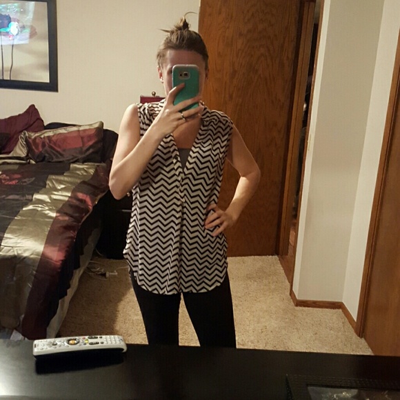Chevron tank