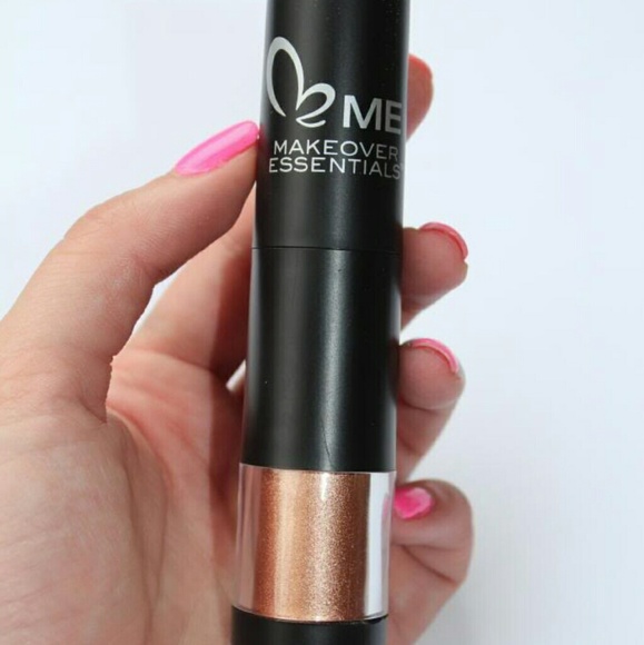 Shimmer Powder Brush in Bronze