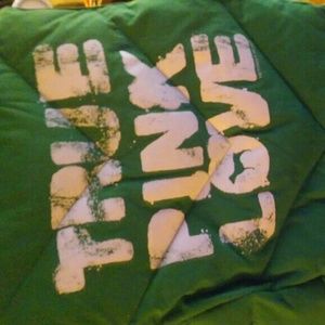 Reposhing Victoria's secret puffer vest