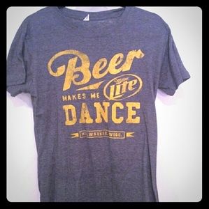 Miller Lite "Beer Makes Me Dance" Fest tee sz XL