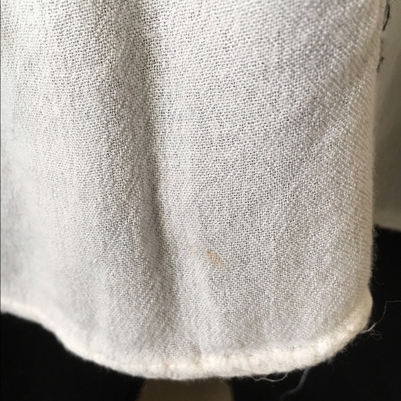 Off White Embroidered Peasant Blouse - Picture 3 of 4