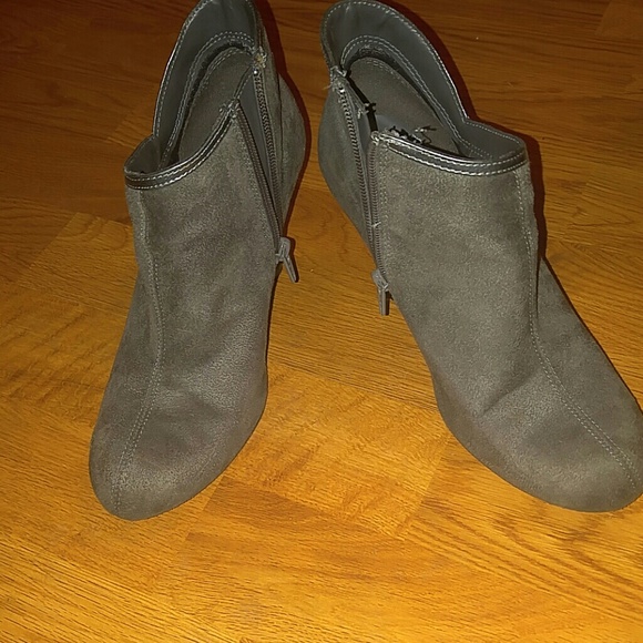 Ankle boots